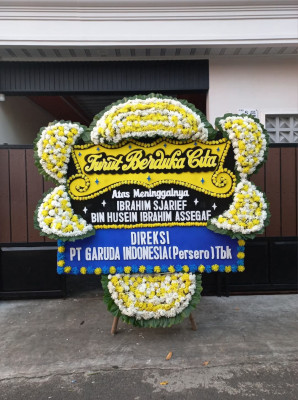 Papan Bunga Duka di Bukit Gadang