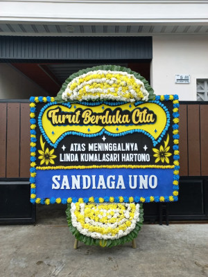 Papan Bunga Duka di Bukit Gadang